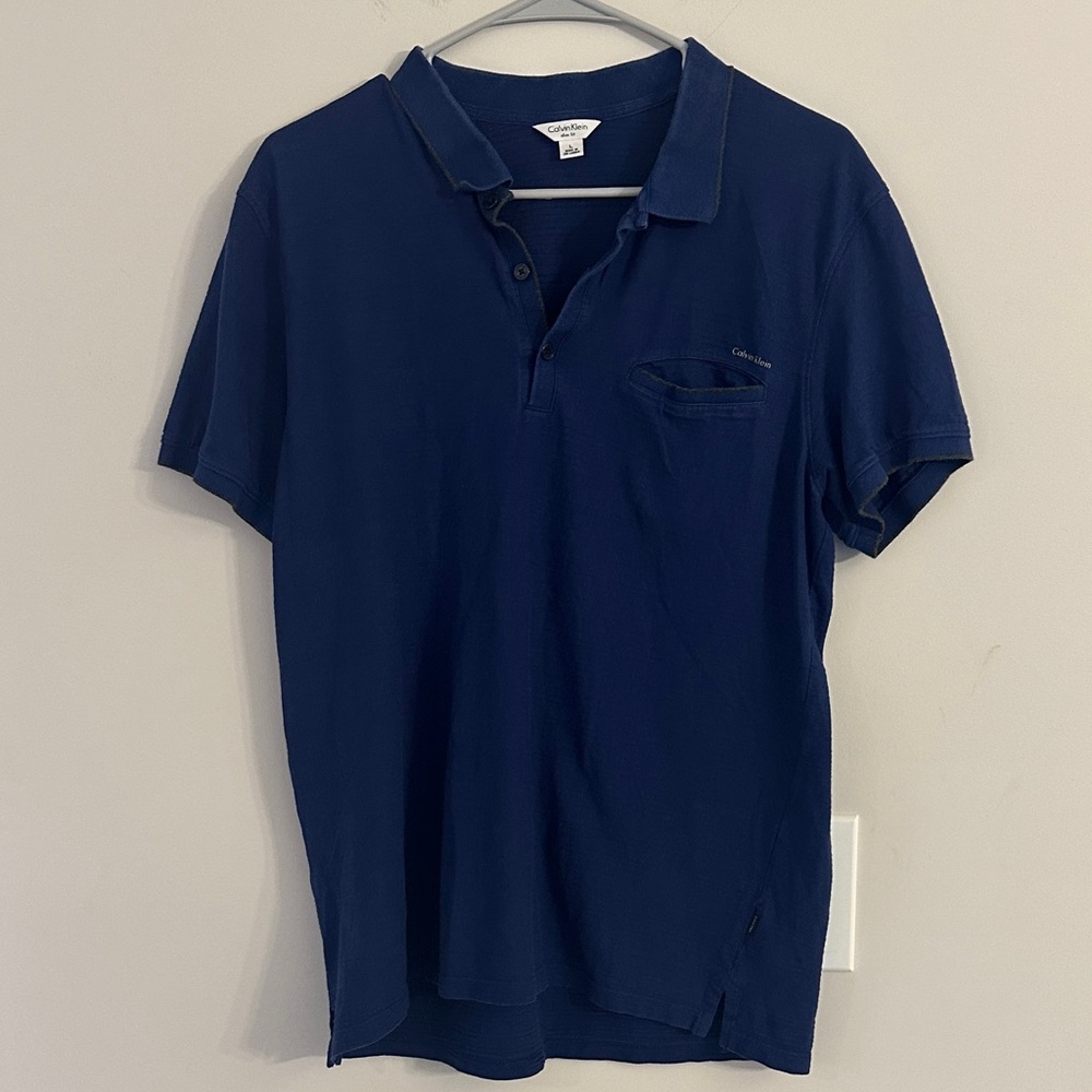 Calvin Klein Slim Fit Navy Blue Distressed Shirt Men’s size Large